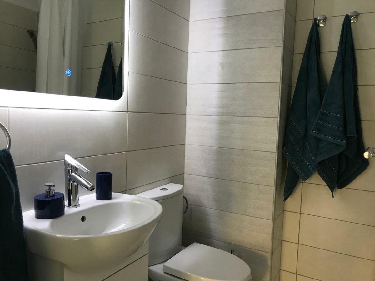 בוקרשט Luxury Westpark 2 Presidentialsuite With Lake View W4 מראה חיצוני תמונה