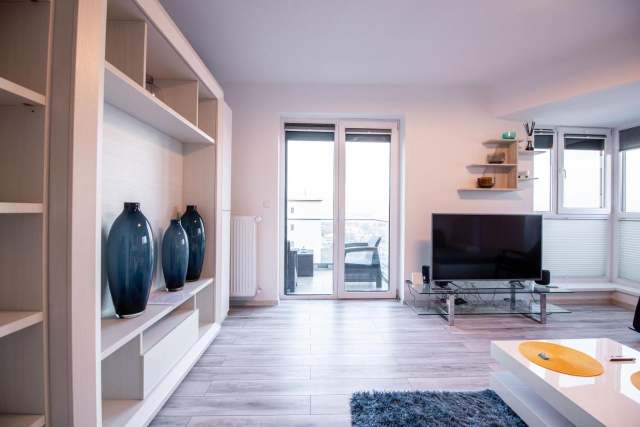 בוקרשט Luxury Westpark 2 Presidentialsuite With Lake View W4 מראה חיצוני תמונה